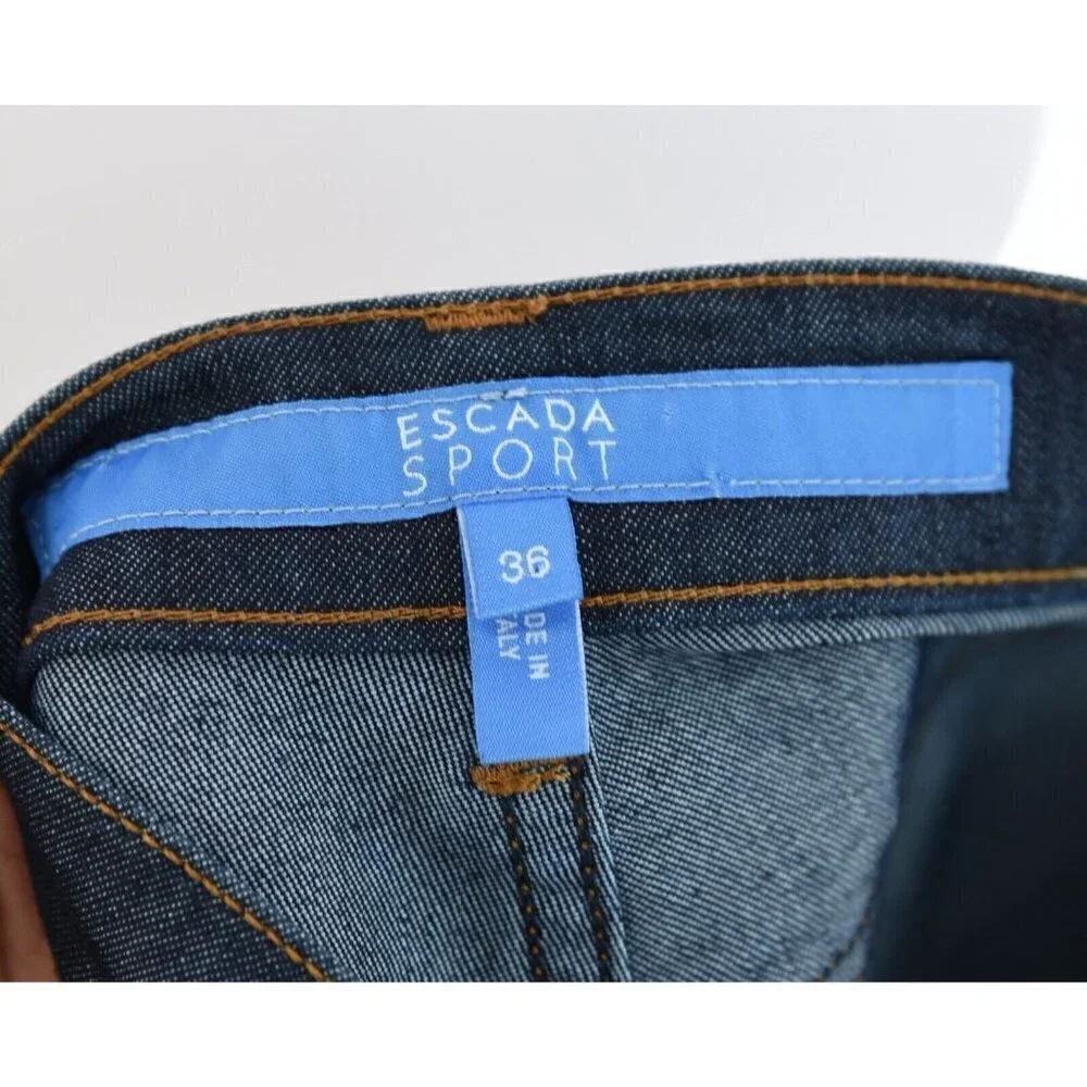 Escada Sport Linda Straight Leg Womens Sz 36 US 6 Dark Blue Chambray Denim Italy